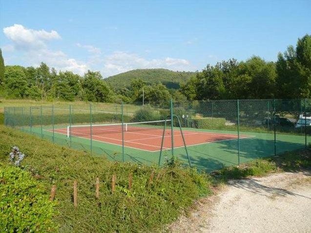 Mazet De Vacances Dans Le Domaine De L'Espai Saint-Martin-de-Brômes Exterior foto